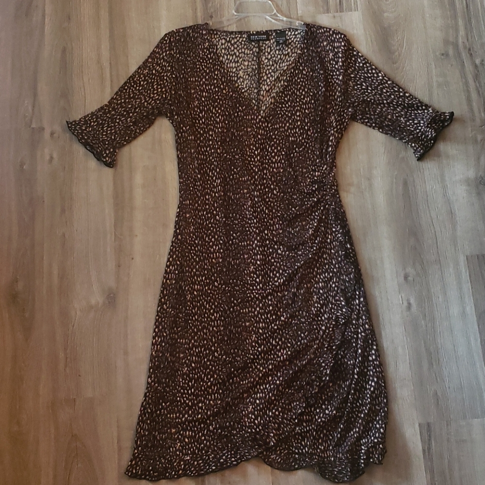 Brown/black 1/2 sleeve wrap midi dress size med